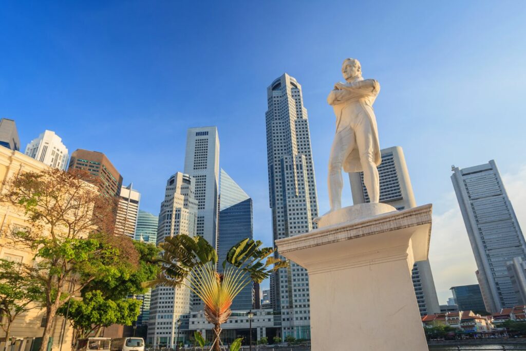 Stamford Raffles Statue Singapore