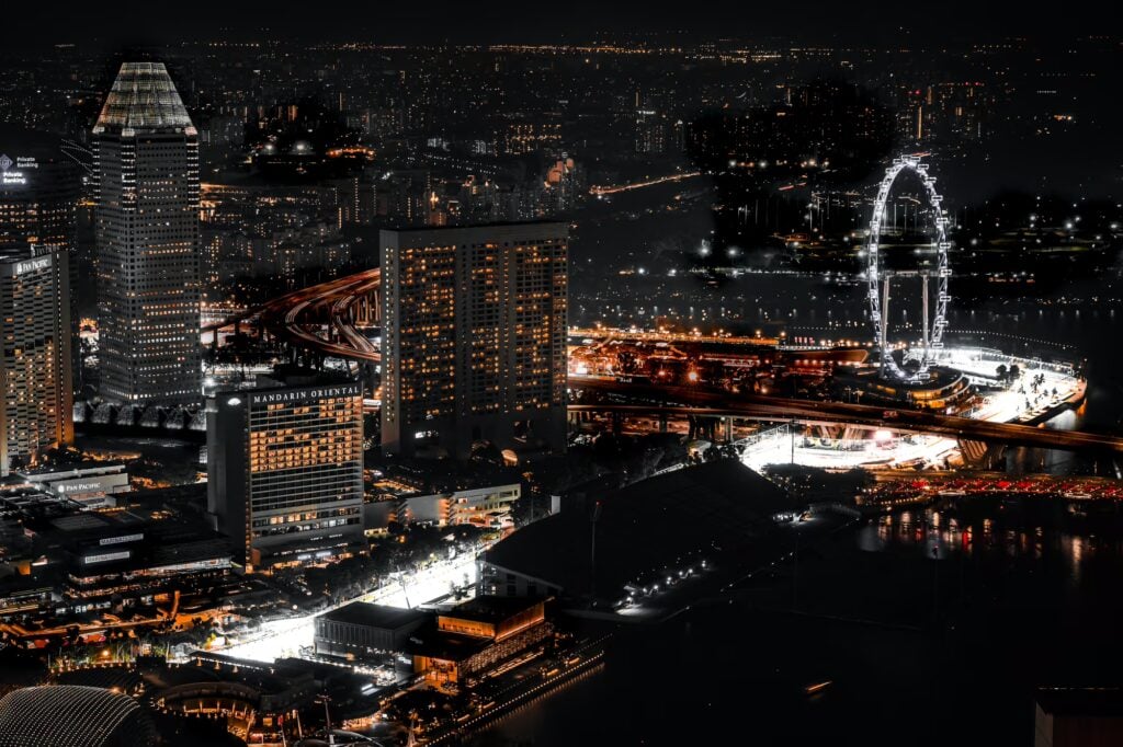 Pan Pacific Mandarin Oriental The Ritz Carlton F1