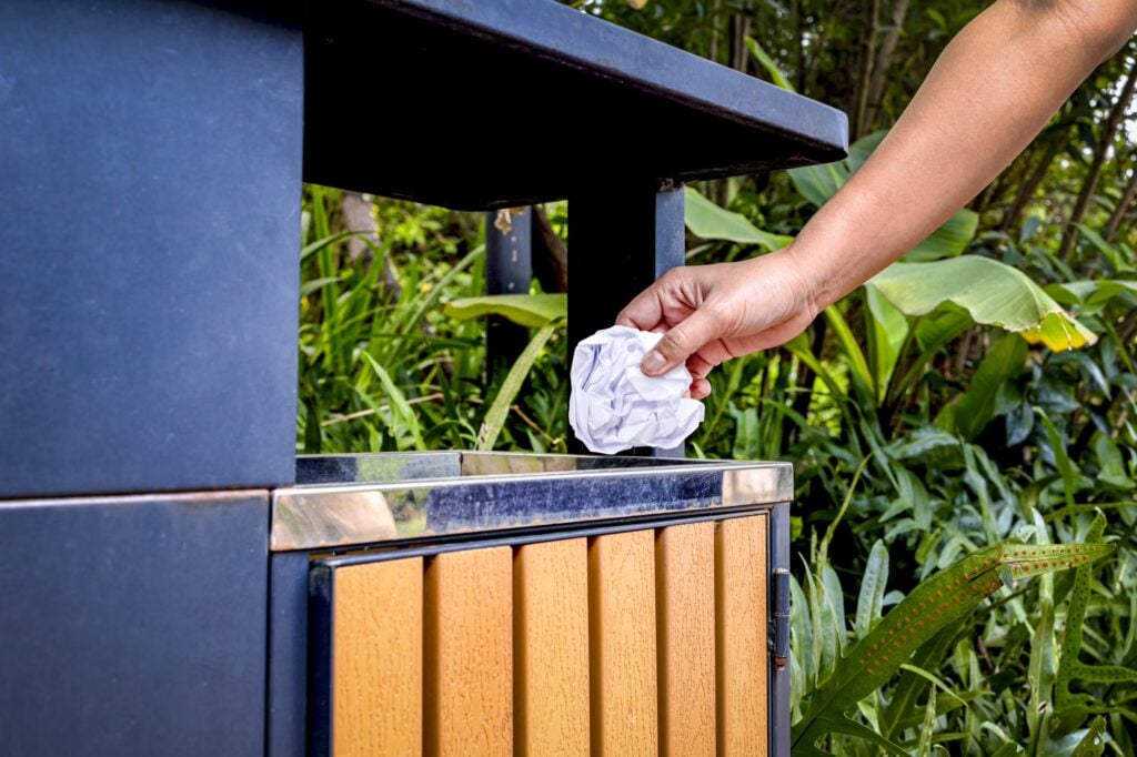 Throw Trash Rubbish Garbage Bin