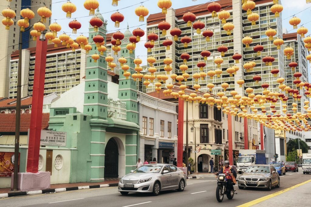 Singapore Sri Mariamman Temple Chinatown Lanterns
