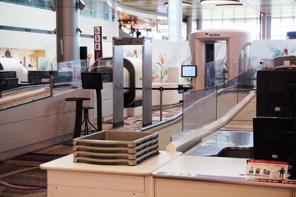 Advanced Baggage Scanner Singapore Changi Airport
